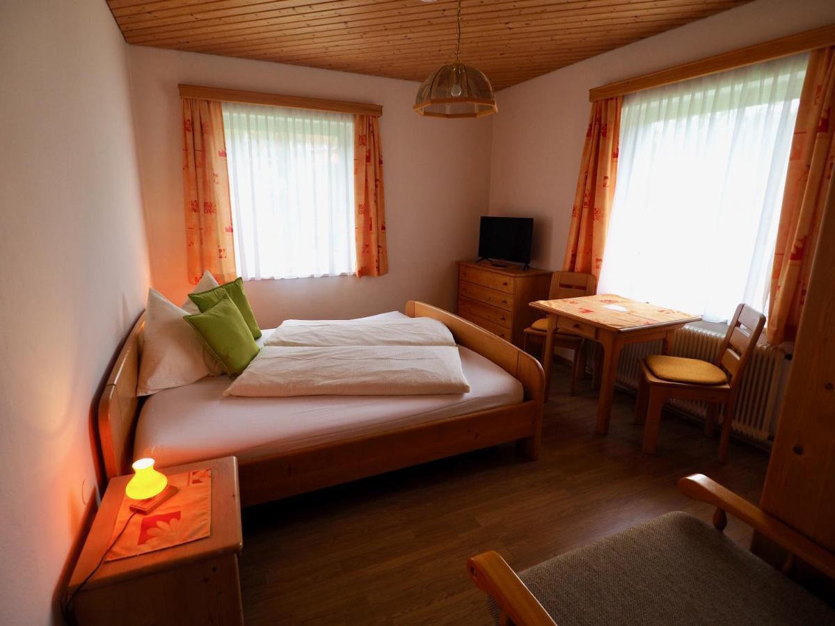 Gasthof Zum Gruenen Specht Oberzeiring Esterno foto